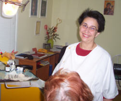 Dr Velea, ROVEDENT: Cabinet Medicina Dentara ROVEDENT,  dr. med. Rodica Velea, dr. Irina Parsan, stomatologie pentru adulti si copii, tratamente dentare , medic specialist dentist in zona Circumvalatiunii, Timisoara Romania
